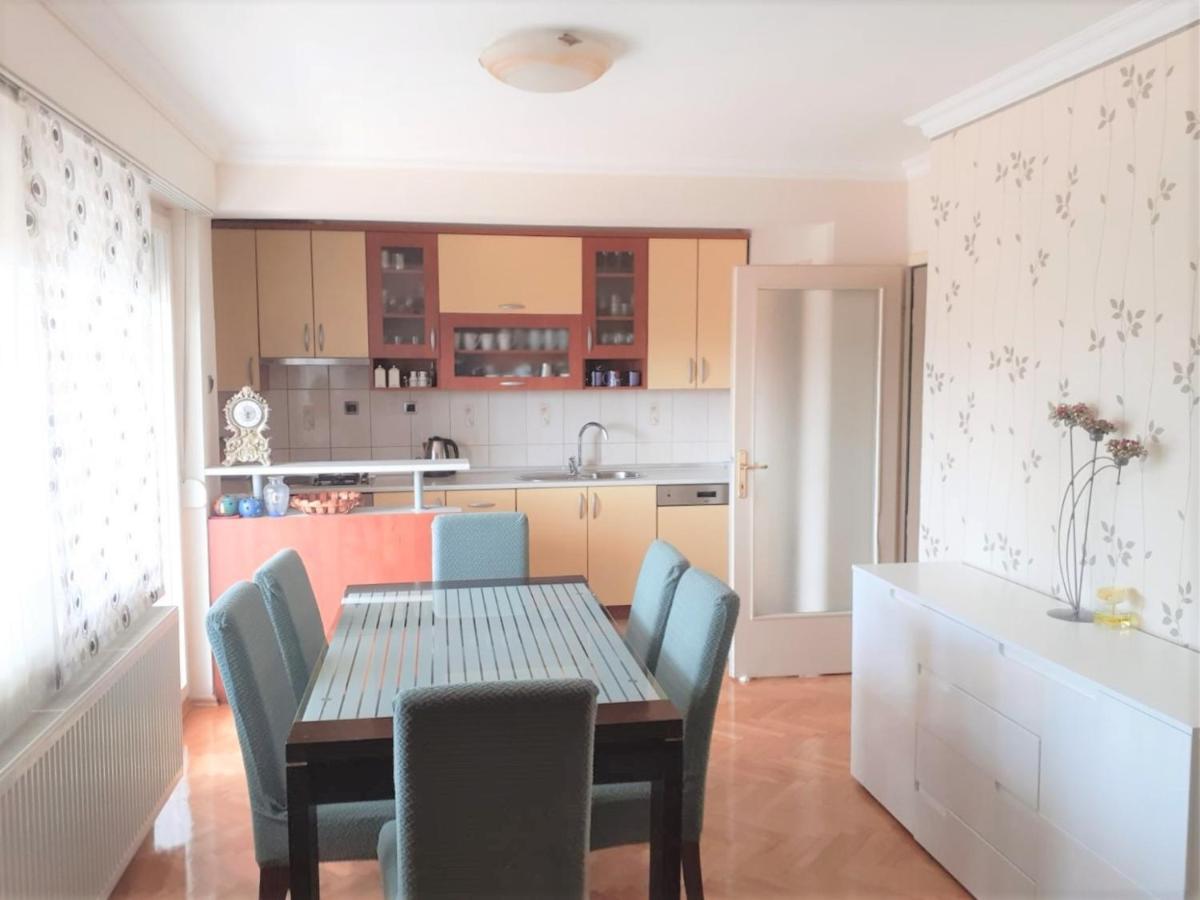 Spacious 80M2 Apartment In The Center Ljubuski Ngoại thất bức ảnh