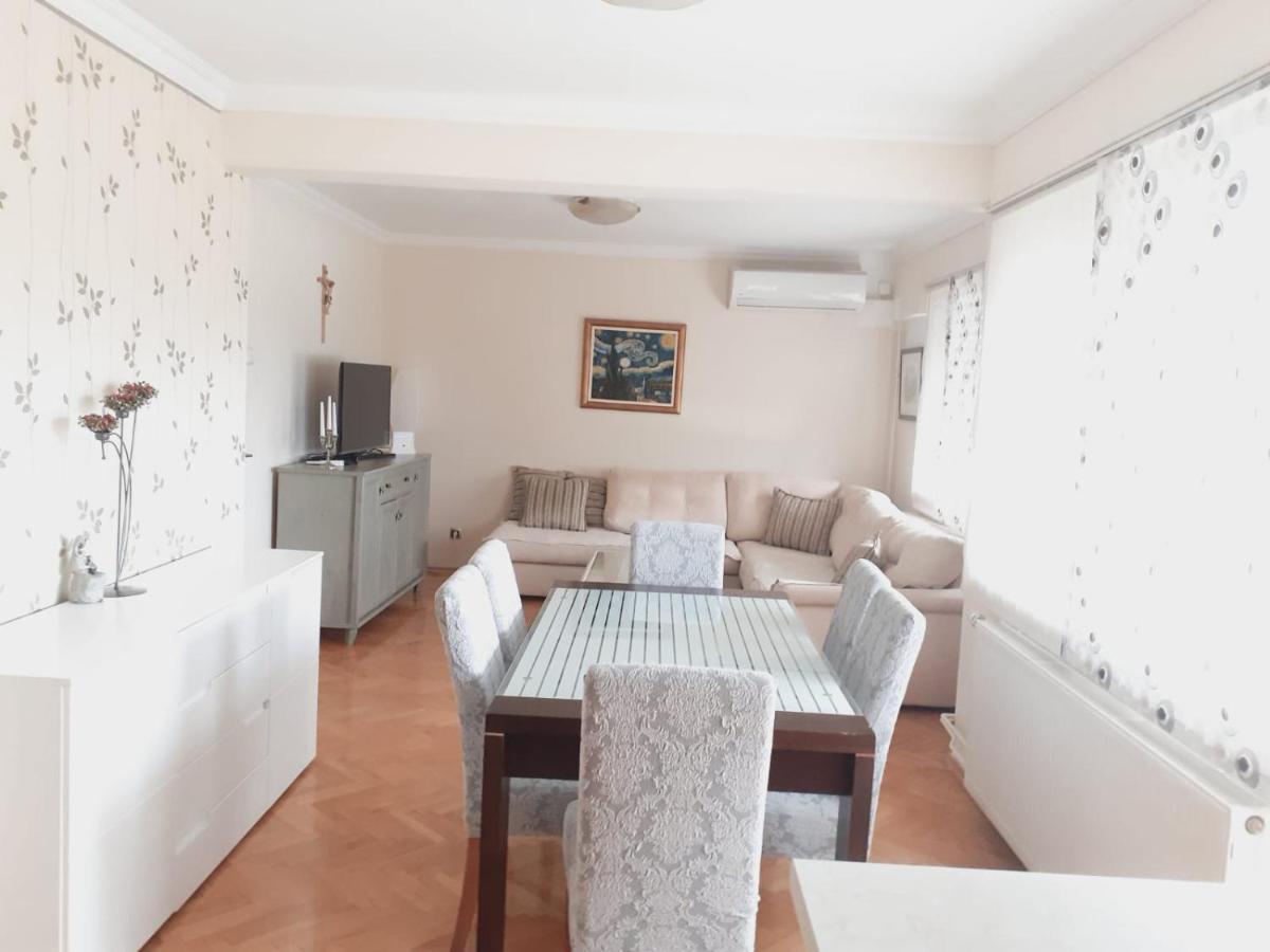Spacious 80M2 Apartment In The Center Ljubuski Ngoại thất bức ảnh