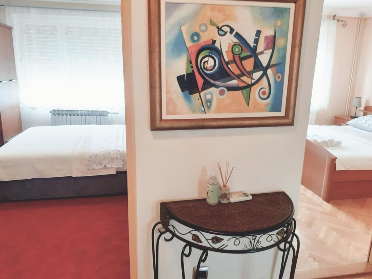Spacious 80M2 Apartment In The Center Ljubuski Ngoại thất bức ảnh