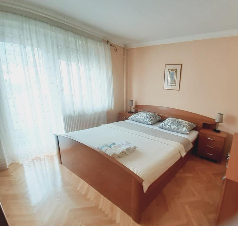 Spacious 80M2 Apartment In The Center Ljubuski Ngoại thất bức ảnh