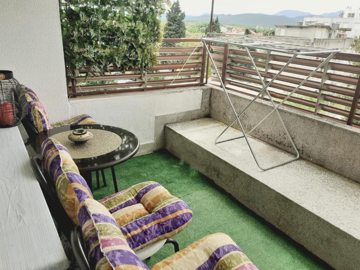 Spacious 80M2 Apartment In The Center Ljubuski Ngoại thất bức ảnh